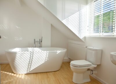 Should Hardwood Floors Be Used in a Bathroom?